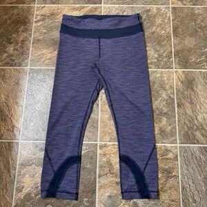 Lululemon-Run: Inspire Crop II - Sz 6 - Wee Are From Space Deep Indigo